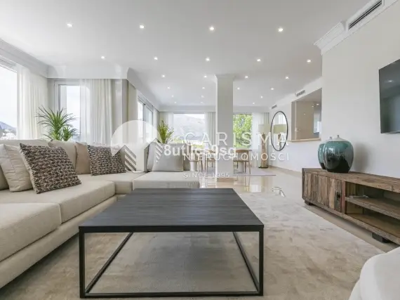 (4) Całkowicie odnowiony penthouse z widokiem na pola golfowe