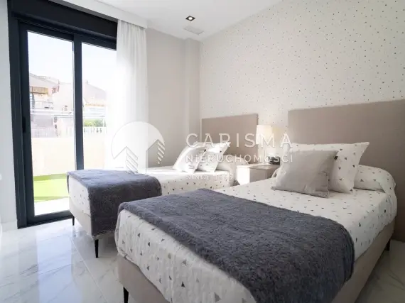 (37) Nowe osiedle w Pilar de la Horadada, Costa Blanca