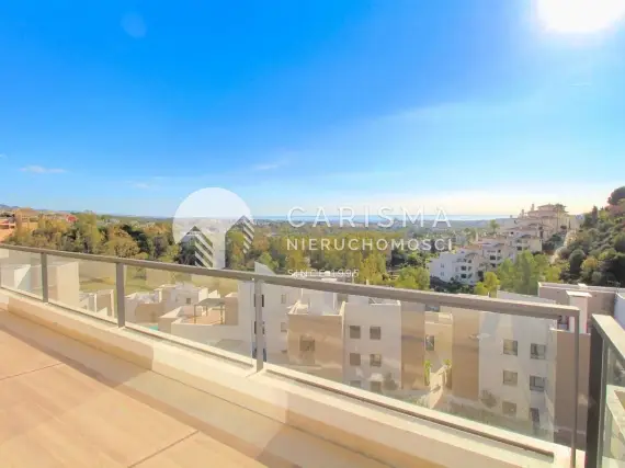 (5) Nowoczesny penthouse z panoramicznym widokiem na morze i góry
