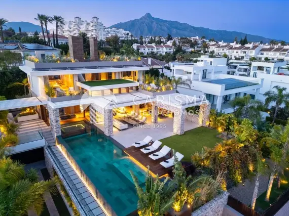 Wyjątkowa willa w uprzywilejowanej części Nueva Andalucía, Marbella 2