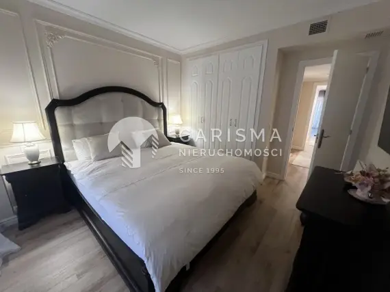 (12) Całkowicie odnowiony apartament w kompleksie blisko plaży