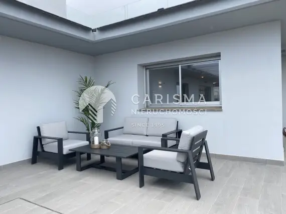 (15) Nowoczesny dwupoziomowy apartament 5 minut od plaży