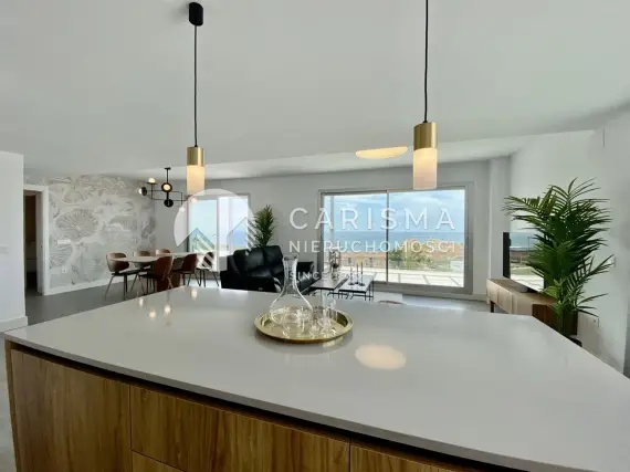 (19) Nowoczesny dwupoziomowy apartament 5 minut od plaży