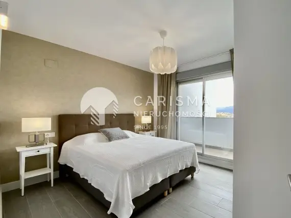 (25) Nowoczesny dwupoziomowy apartament 5 minut od plaży
