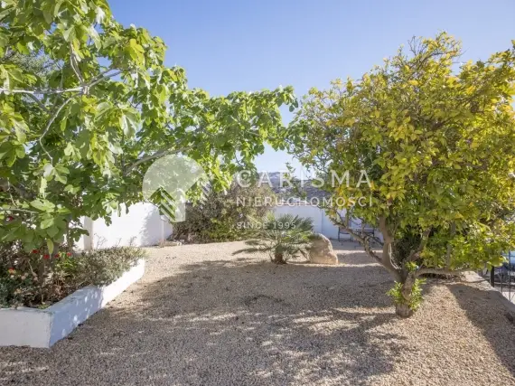 (24) Willa z widokiem na morze blisko plaży El Portet w Moraira