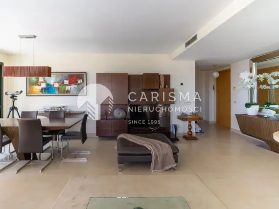 (5) Nowoczesny penthouse z pięknym widokiem na morze w Altos de los Monteros