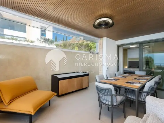 (5) Nowoczesny apartament na parterze przy polu golfowym z widokiem na morze
