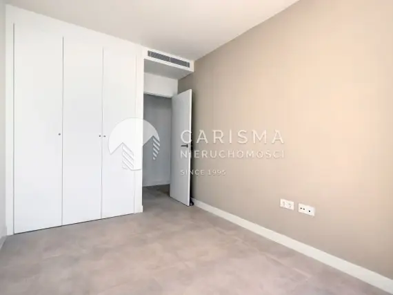 (24) Luksusowy penthouse w drugiej linii z przepięknym widokiem na morze