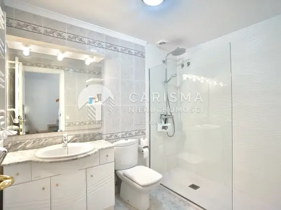 (26) Apartament z widokiem na morze blisko centrum Moraira