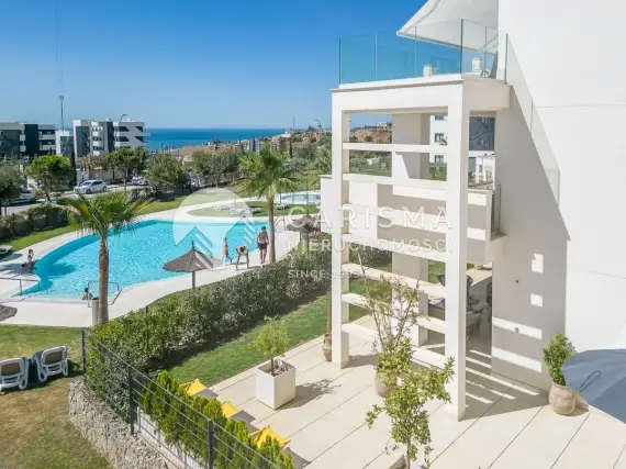 Nowoczesny apartament na parterze w prestiżowym kompleksie Fuengirola 1