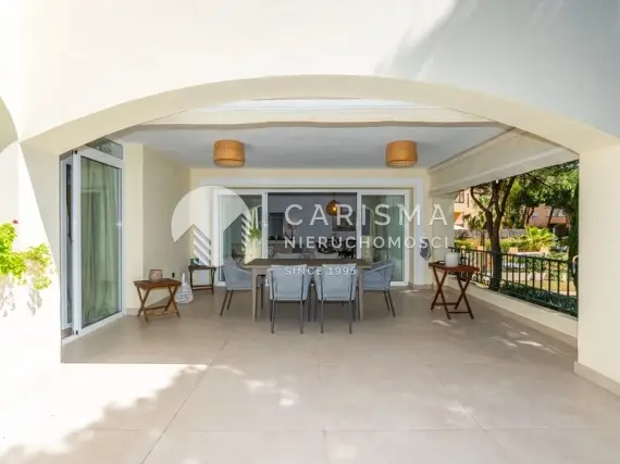 (25) Odnowiony apartament kilka minut od plaży w Elviria