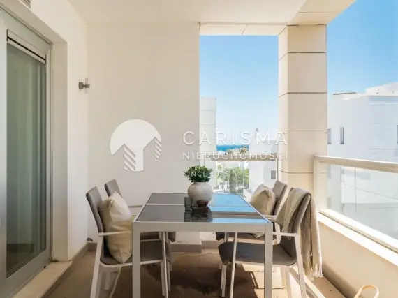 Nowoczesny dwu poziomowy penthouse blisko plaży 2