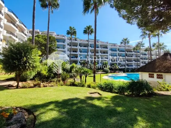 (22) Apartament na Pierwszej Linii Brzegowej w Calahonda, Costa del Sol