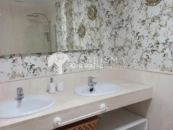 (7) Wyjątkowy apartament z 3 sypialniami na pierwszej linii brzegowej w Calahonda, Mijas Costa