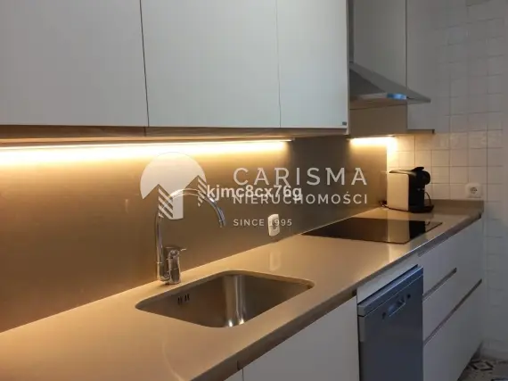 (15) Wyjątkowy apartament z 3 sypialniami na pierwszej linii brzegowej w Calahonda, Mijas Costa