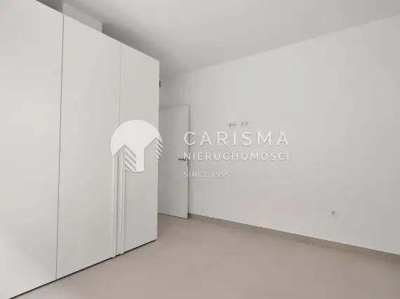 (31) Luksusowy apartament do indywidualnej aranżacji z widokiem na morze