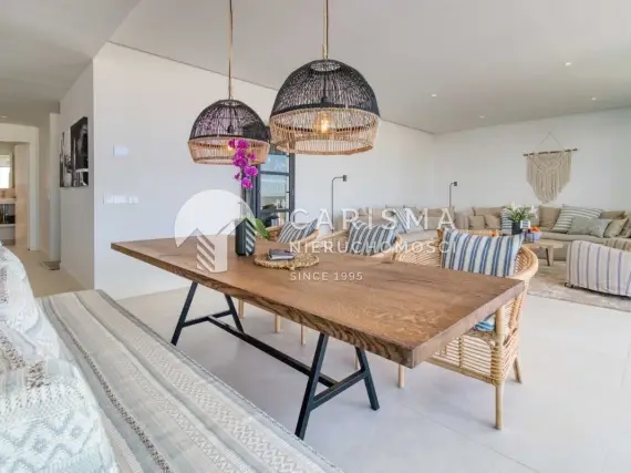 (7) Luksusowy dwupoziomowy penthouse z pięknym widokiem