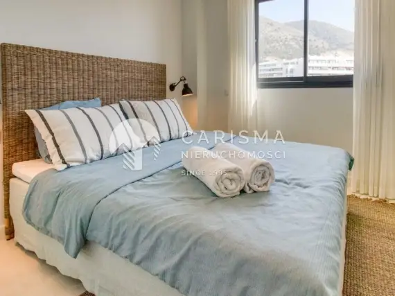 (15) Luksusowy dwupoziomowy penthouse z pięknym widokiem