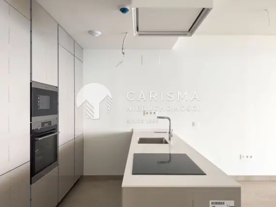 (11) Apartament w prestiżowym kompleksie blisko plaży z panoramicznym widokiem
