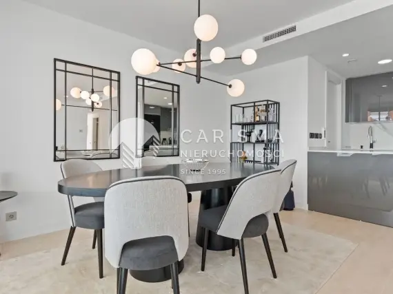 (6) Nowoczesny penthouse w idealnej lokalizacji gotowy do zamieszkania