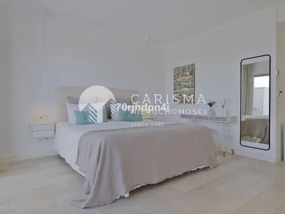 (27) Luksusowy apartament w wyjątkowym kompleksie z widokiem na morze
