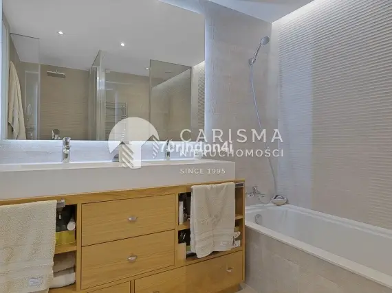 (30) Luksusowy apartament w wyjątkowym kompleksie z widokiem na morze