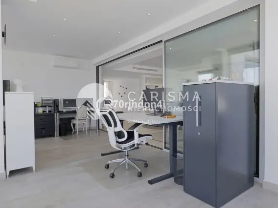 (9) Luksusowy apartament w wyjątkowym kompleksie z widokiem na morze