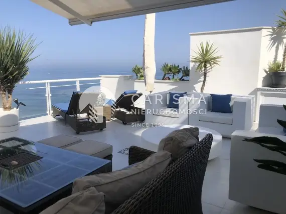 (5) Nowoczesny penthouse tuż przy plaży z pięknym panoramicznym widokiem