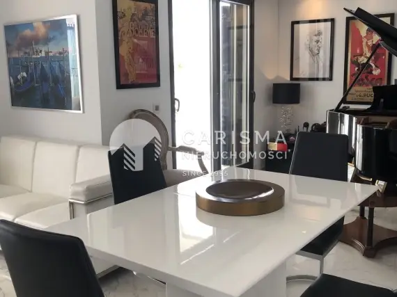 (13) Nowoczesny penthouse tuż przy plaży z pięknym panoramicznym widokiem