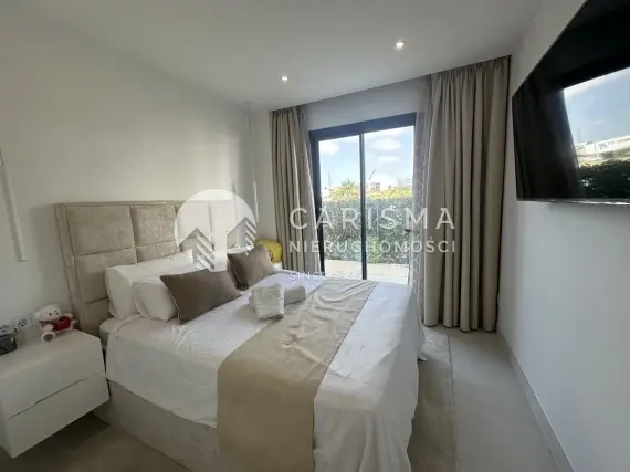 (15) Nowoczesny apartament na parterze z prywatnym ogródkiem
