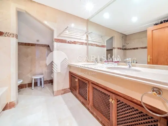 (6) Luksusowy penthouse w pierwszej linii brzegowej, New Golden Mile, Costa del Sol