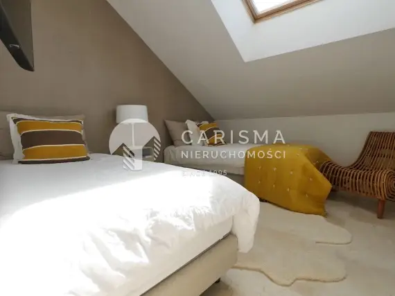 (36) Luksusowy dwupoziomowy penthouse z pięknym widokiem na morze
