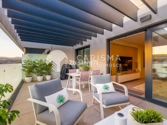 (33) Nowoczesny apartament w pięciogwiazdkowym budynku z usługą konsjerża