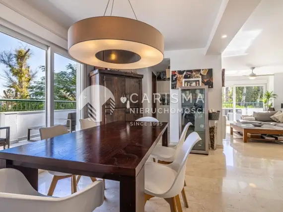 (8) Apartament, Marbella West, Costa del Sol, 165 m<sup>2</sup>