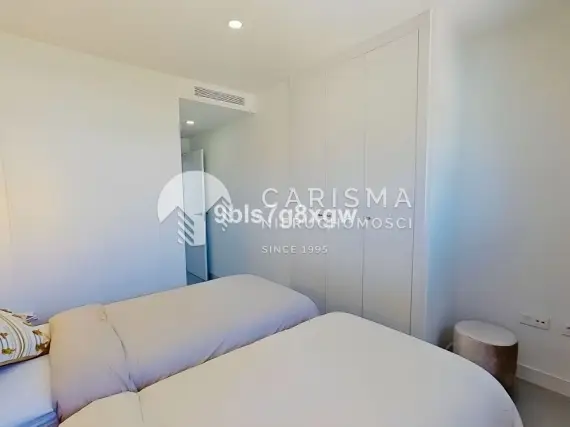 (22) Dwupoziomowy nowoczesny penthouse gotowy do zamieszkania