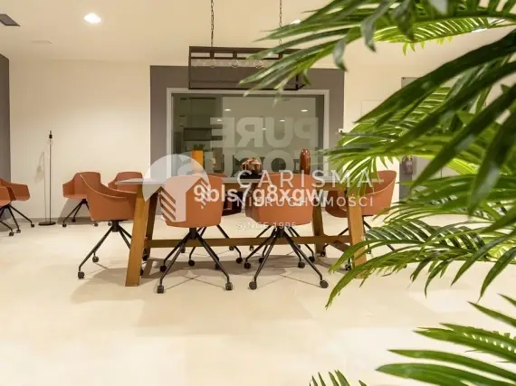 (34) Dwupoziomowy nowoczesny penthouse gotowy do zamieszkania