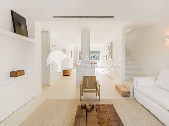 (9) Nowoczesny penthouse w pierwszej linii pola golfowego