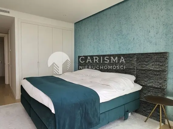 (14) Nowoczesny apartament z panoramicznym widokiem na morze i góry