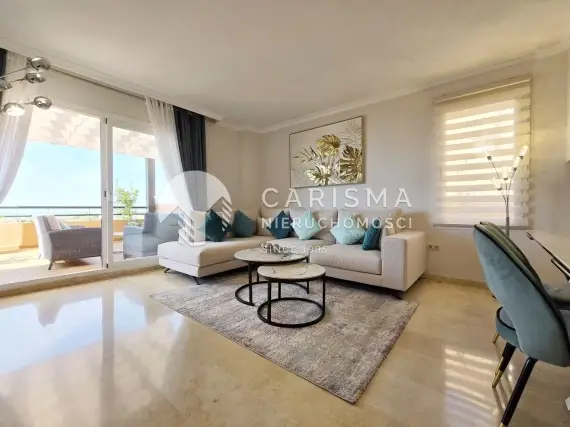 Niedawno odnowiony dwupoziomowy penthouse blisko pól golfowych 1