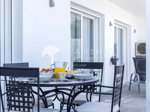 (24) Nowoczesny apartament z widokiem na góry