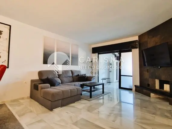 Nowoczesny apartament w pierwszej linii brzegowej w sercu Puerto Banus 2