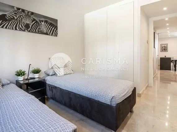 (8) Nowoczesny apartament z prywatnym ogródkiem
