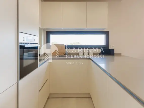 (15) Nowoczesny apartament z panoramicznym widokiem na morze