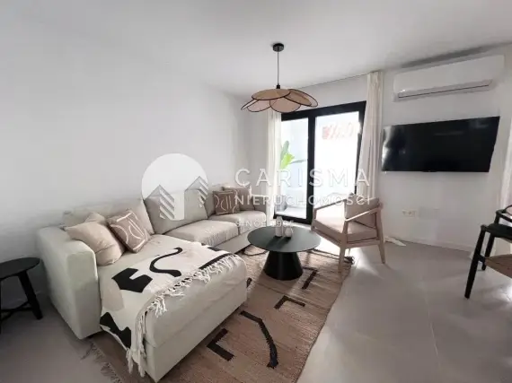 (4) Całkowicie odnowiony apartament w skandynawskim stylu gotowy do zamieszkania