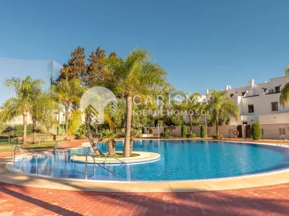 (58) Nowoczesny penthouse w pierwszej linii pola golfowego