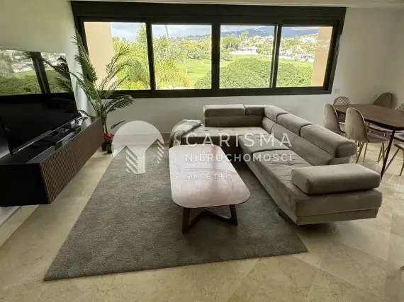 (4) Apartament w prestiżowej dzielnicy  w pierwszej linii pól golfowych