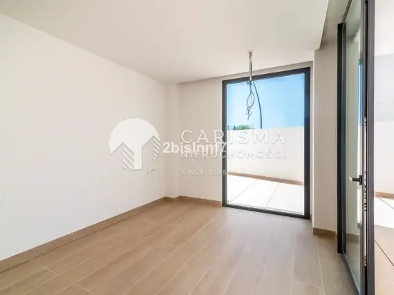 (14) Nowy apartament w prestiżowym kompleksie z wszelkimi udogodnieniami