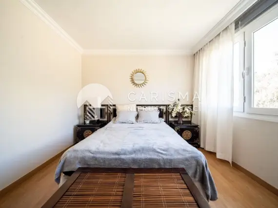 (25) Dwupoziomowy apartament 5 minut od plaży z widokiem na morze