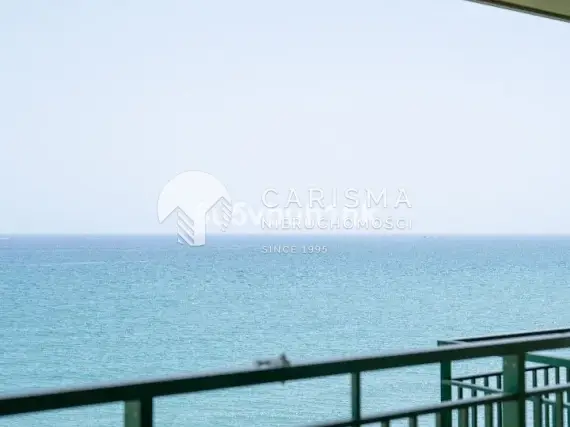 (4) Odnowiony apartament z widokiem na morze z wyjściem na promenadę Caravajal
