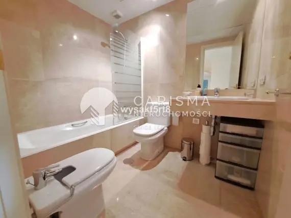 (25) Parterowy apartament w kompleksie z dostępem do plaży